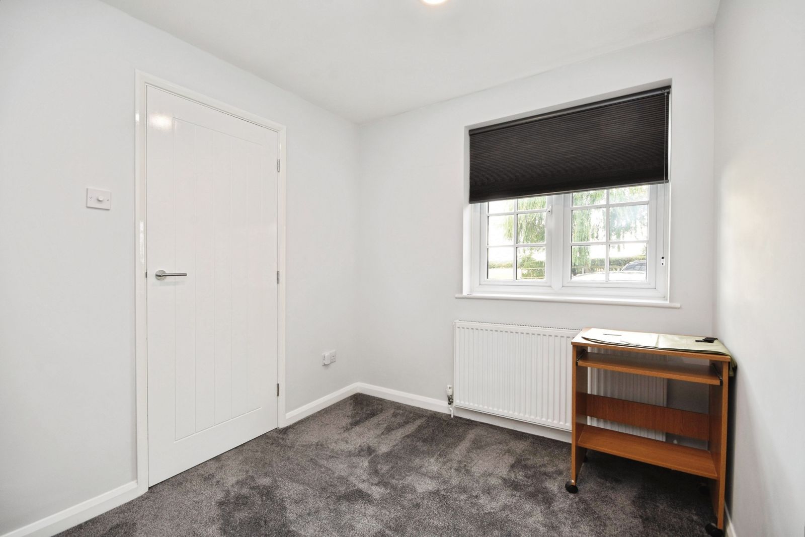 Fourth bedroom / study with desk